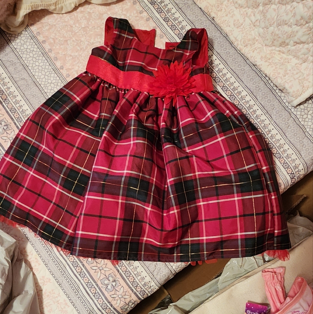 Baby Holiday dress.  No tag  but size is 12 months